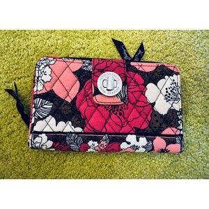 NWOT Vera Bradley Women’s Cotton Floral Print Wallet Large Multicolor